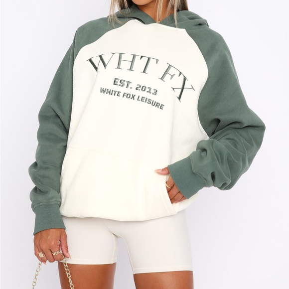 White Fox caught up on it oversize hoodie - Picture 1 of 5